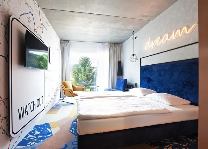 Biala Perla - Czarna Gora *